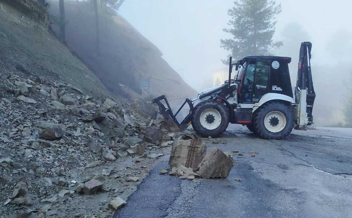 Denizlide Toprak Kaymasi 1