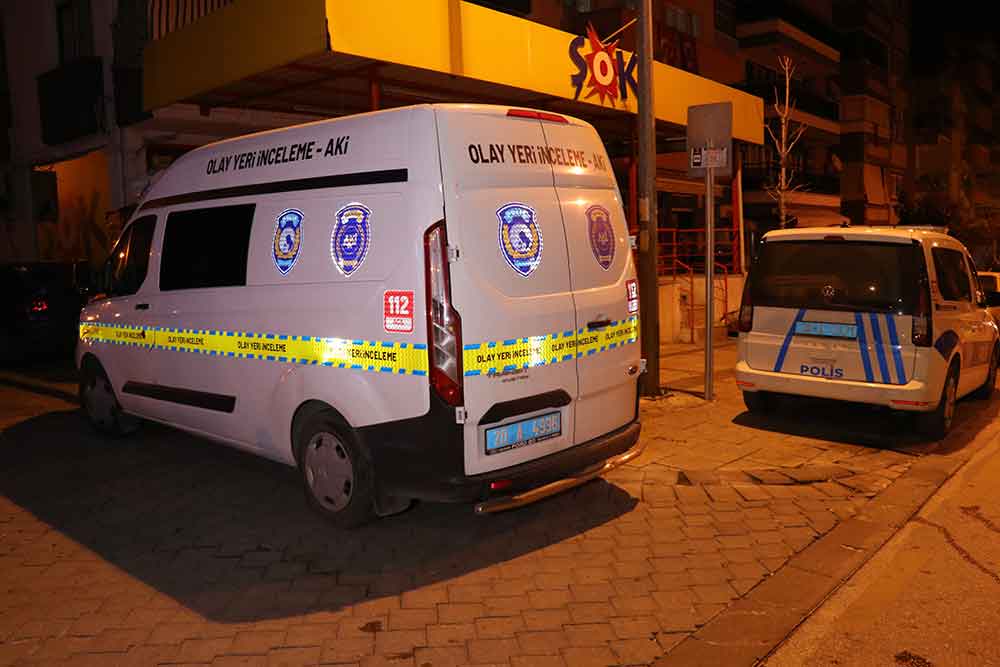 Denizlide Yasli Kadin Alevlerin Arasinda Can Verdi 3