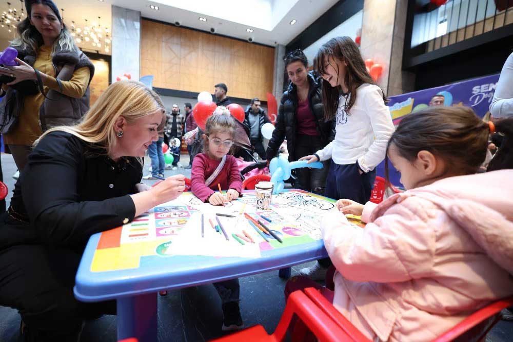 Merkezefendide Karne Senligi Cocuklarin Nesesiyle Tamamlandi 5