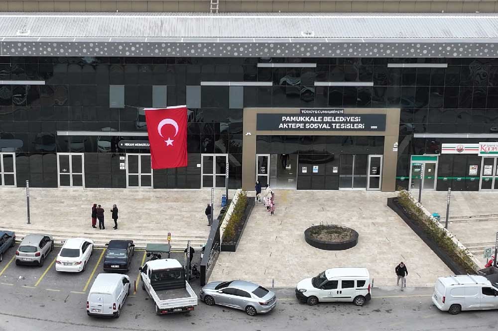 Pamukkale Belediyesinden Bayrak Saldirisina Dev Tepki 1