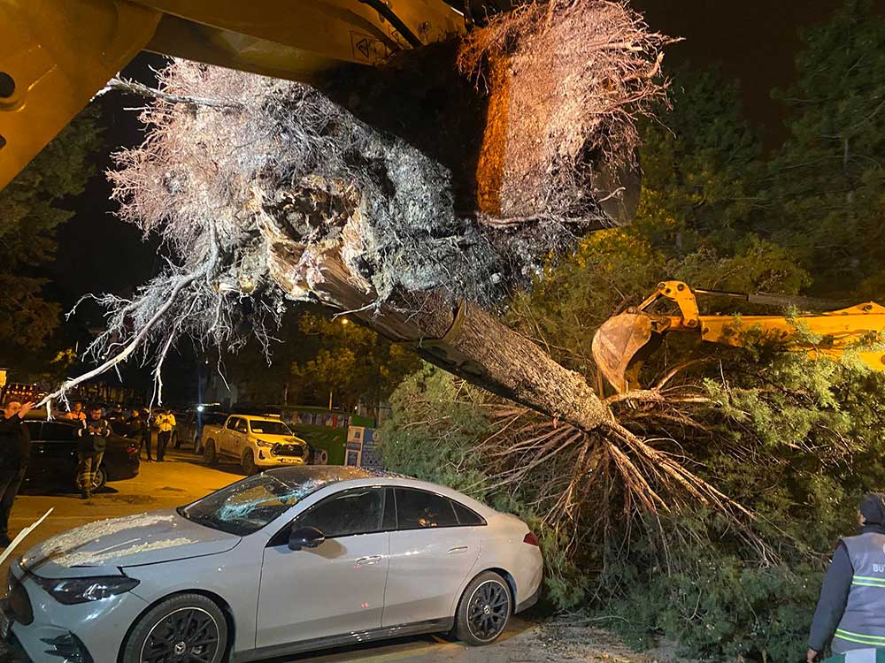 Pamukkale Belediyesinden Firtina Nobeti 2