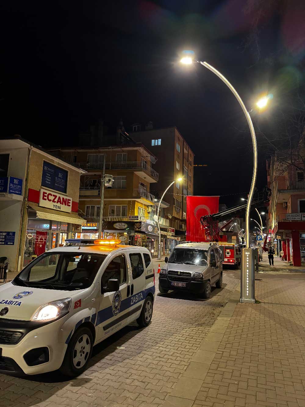 Tavasin Her Noktasi Bayraklarla Donatildi 2