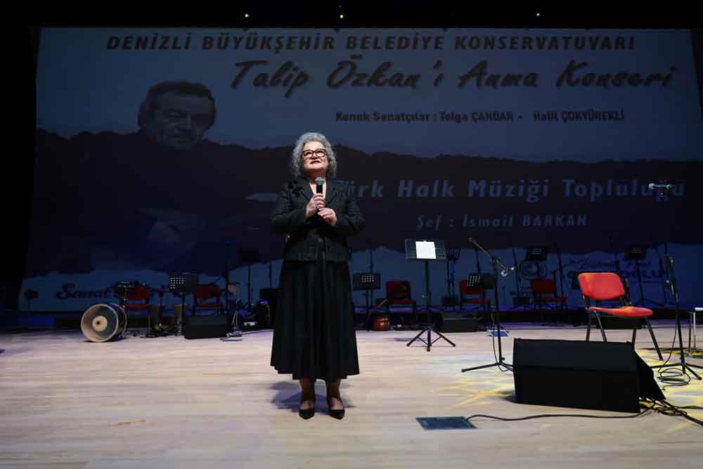 Usta Sanatci Talip Ozkan Denizlide Turkulerle Anildi 2