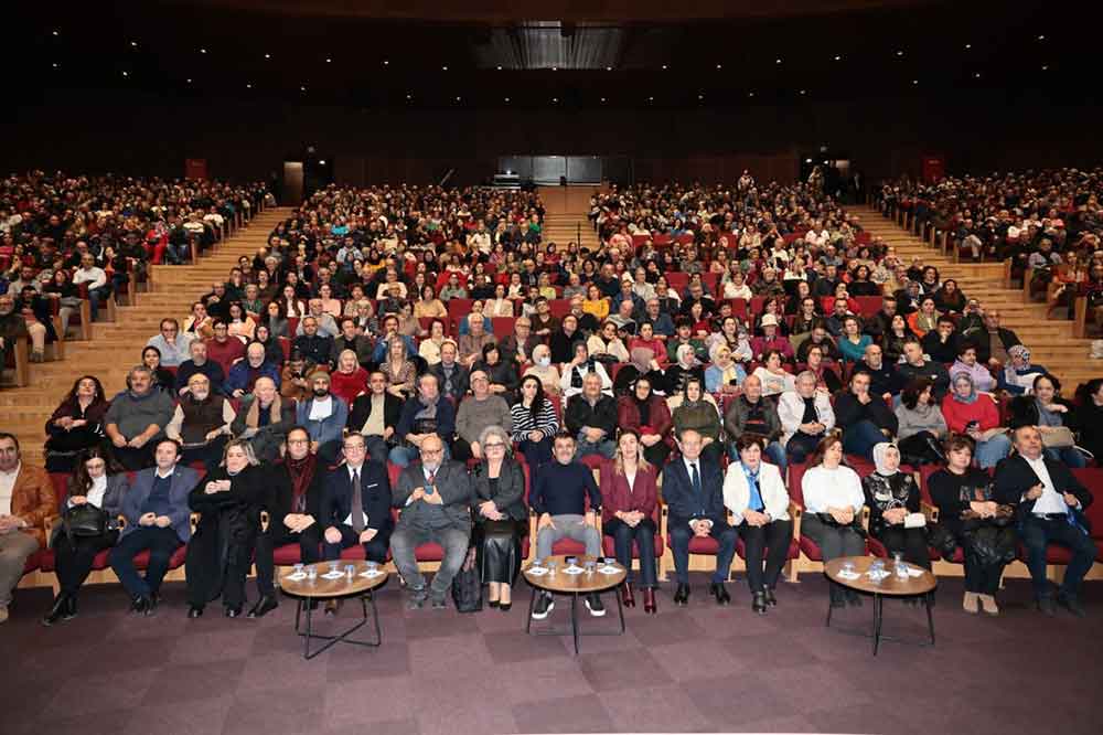 Usta Sanatci Talip Ozkan Denizlide Turkulerle Anildi 3