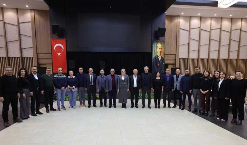 Baskan Dogan Muhtarlar Ve Aileleriyle Iftarda Bir Araya Geldi 2