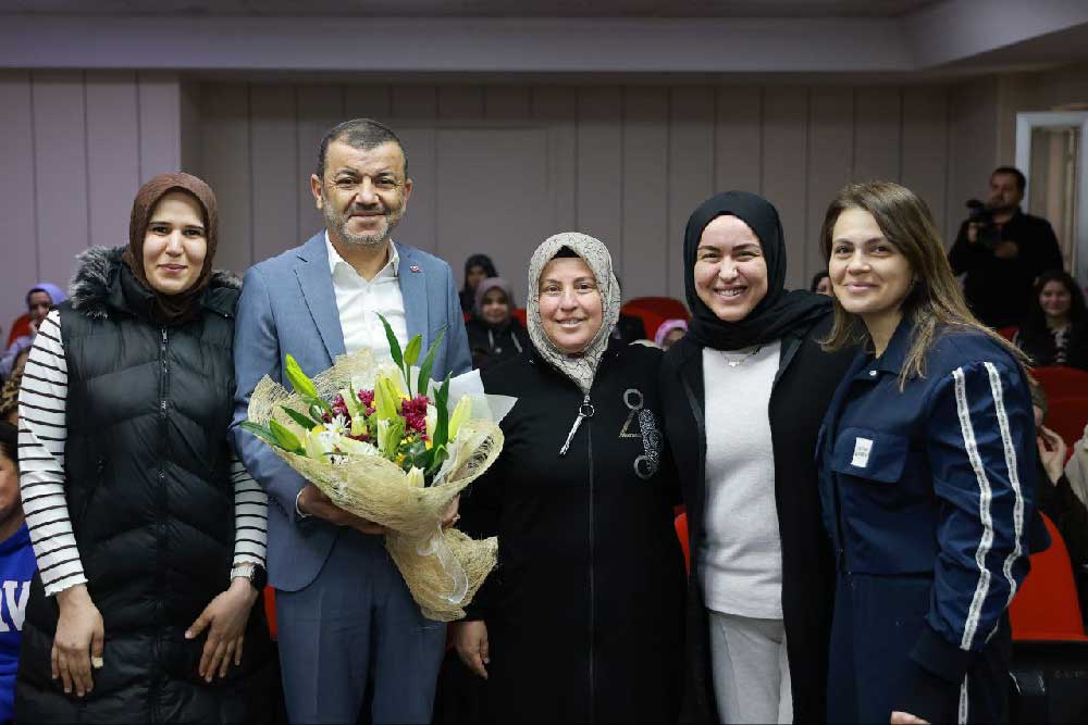 Buldan Ve Babadagli Kadinlardan Tesekkur Ziyareti 2