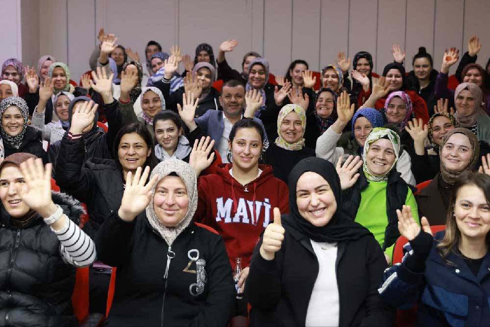 Buldan Ve Babadagli Kadinlardan Tesekkur Ziyareti