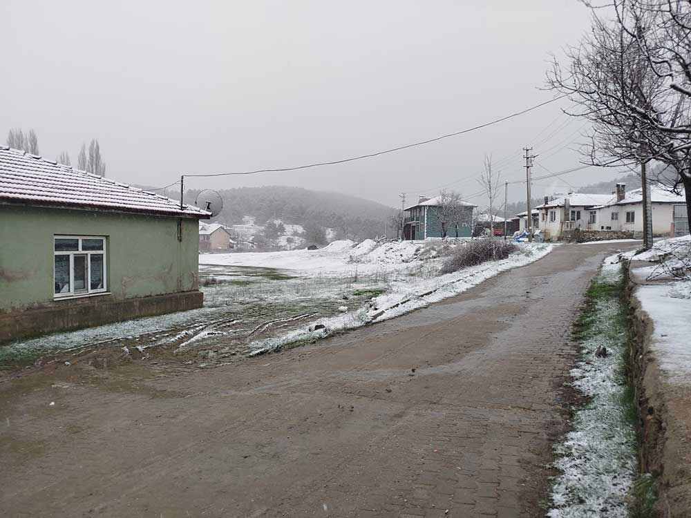 Buldanin Yuksek Kesimlerinde Kar Yagisi Etkili Oldu 1 1