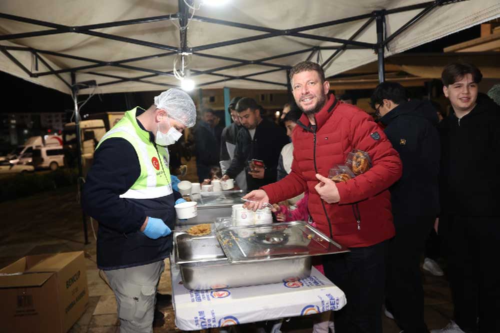 Buyuksehir Ile Kandil Gelenegi Suruyor 2