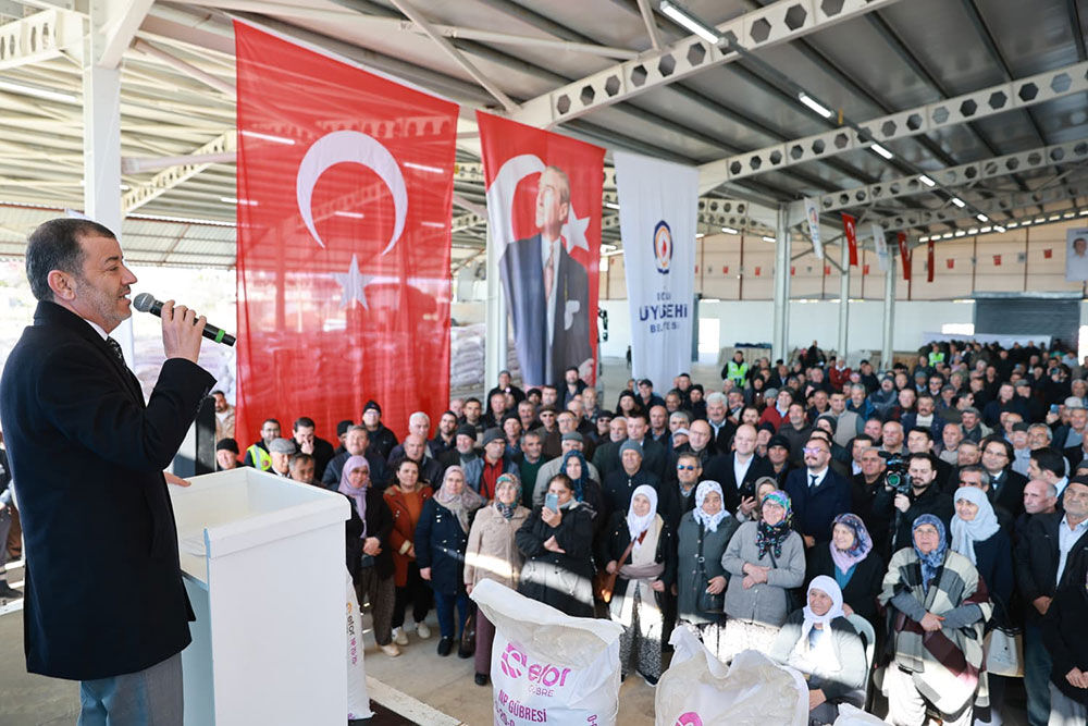 Buyuksehirden Guneyde 798 Ureticiye Kompoze Gubre Destegi