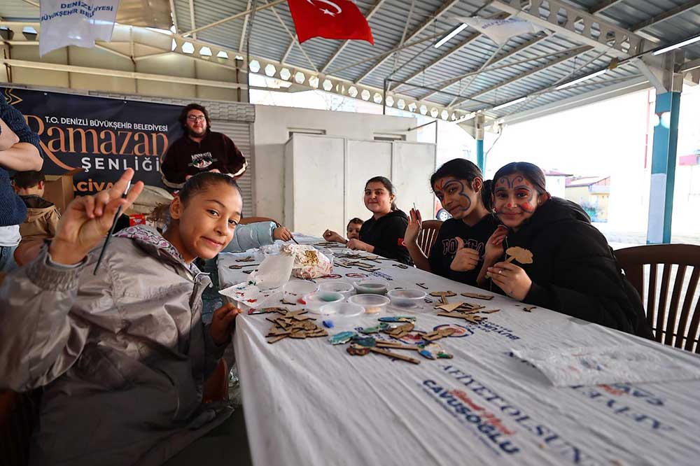 Buyuksehirin Ramazan Sofralari Kuruldu 6