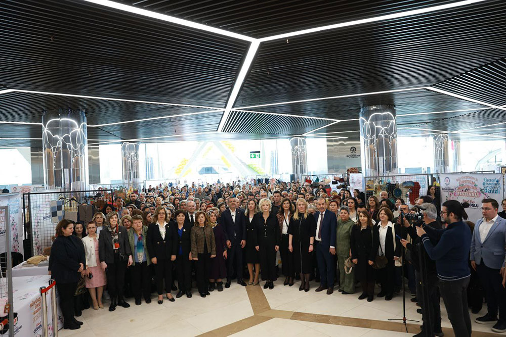 Buyuksehirle Ureten Kadinlar Festivali Kapilarini Acti 6