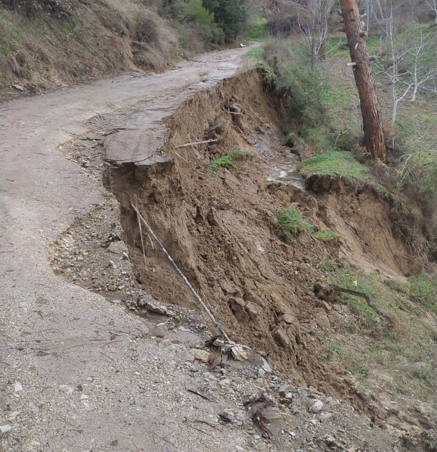 Denizli Buldan Bozuk Yol Yagis2