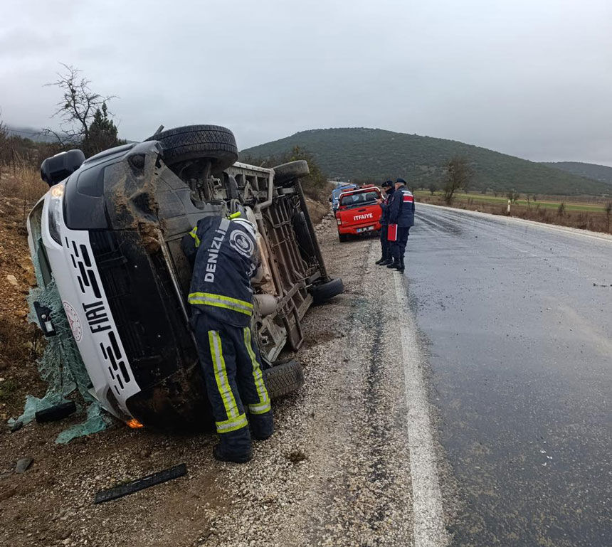 Denizli Tavas Kaza Servis Araci Sondakika1