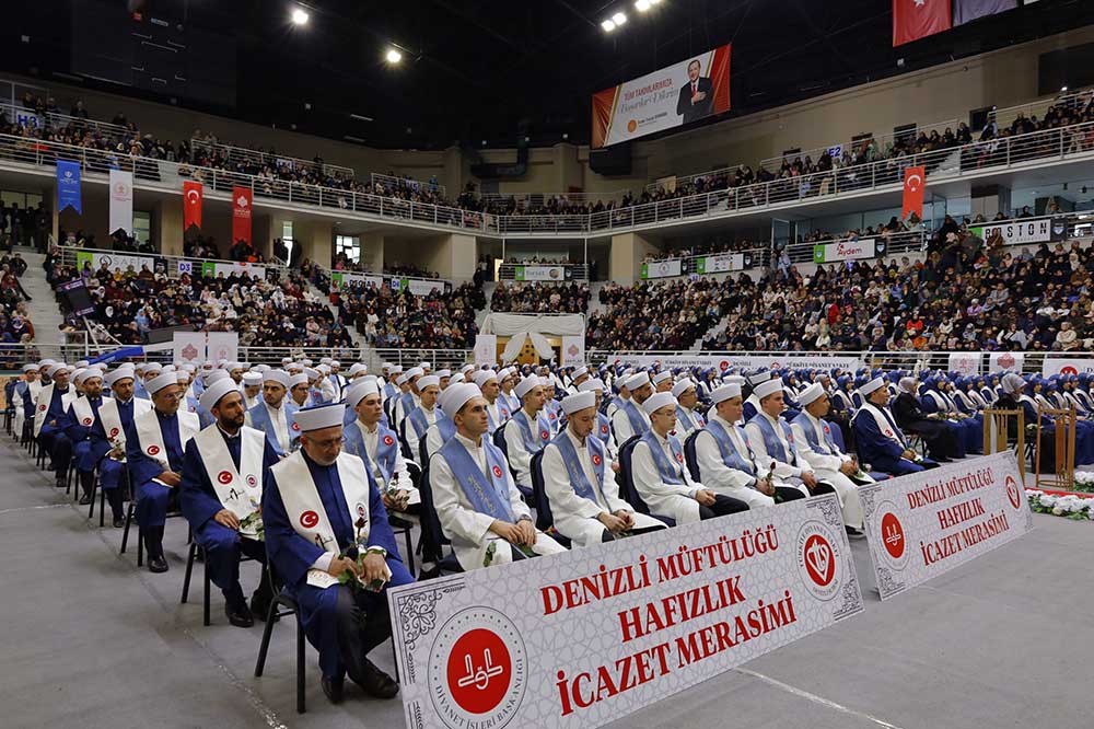 Denizlide 168 Ogrenci Hafizlik Icazeti Aldi 2