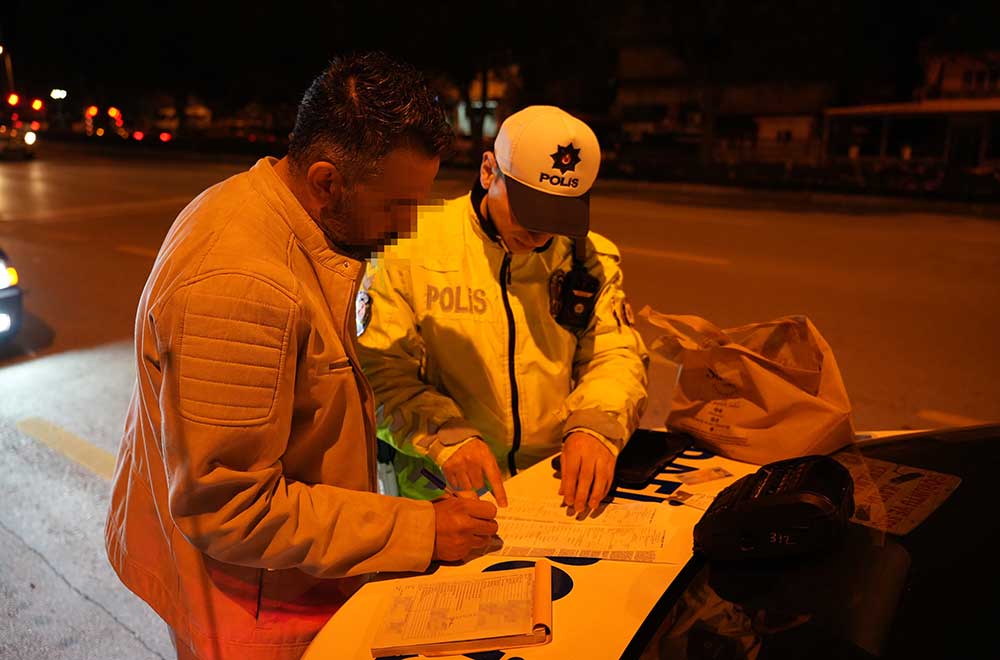 Denizlide Alkollu Stajyer Surucunun Ehliyeti Daimi Olarak Iptal Edildi 2