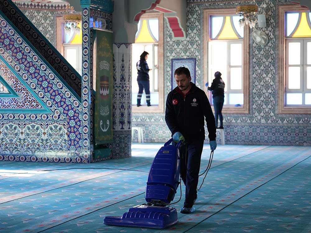 Denizlide Camilerde Ramazan Ayi Hazirligi