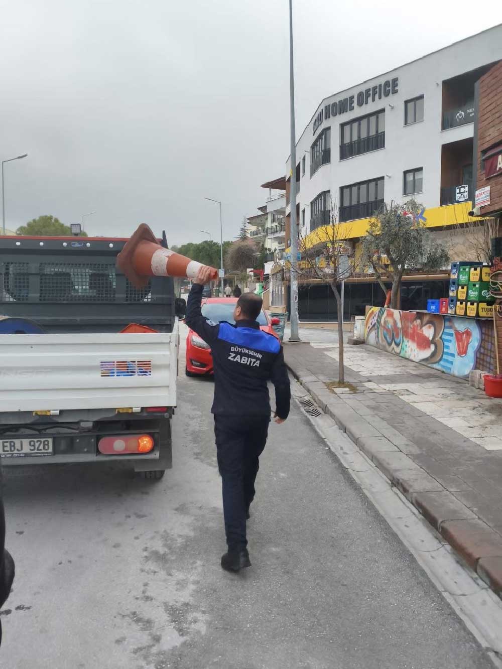 Denizlide Zabita Ekiplerinden Kaldirim Isgallerine Siki Takip 2