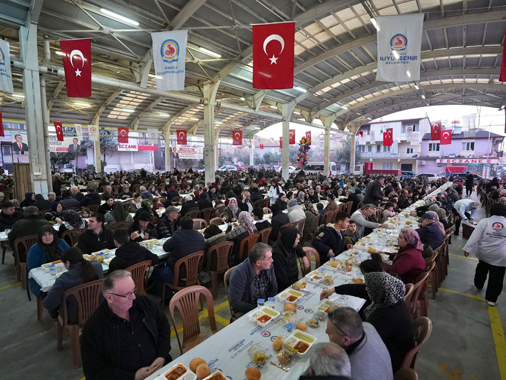 Ramazan Bereketi Her Gun Farkli Bir Mahallede Suruyor 4