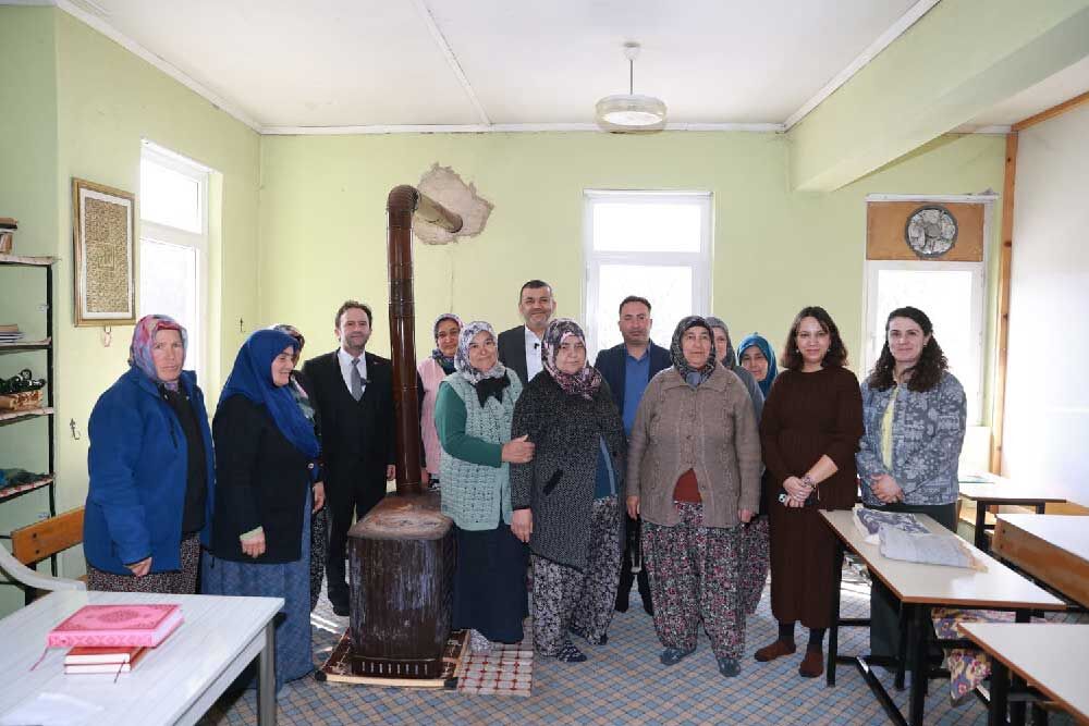 Baskan Cavusoglu Acipayamda Mahalle Mahalle Vatandaslarla Bulustu 4