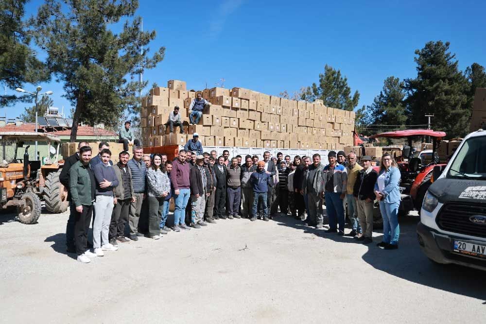 Baskan Cavusoglu Acipayamda Mahalle Mahalle Vatandaslarla Bulustu