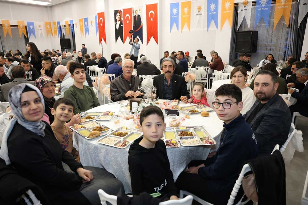 Camelide Gonul Sofrasinda Birlik Ve Beraberlik Ruzgari 3