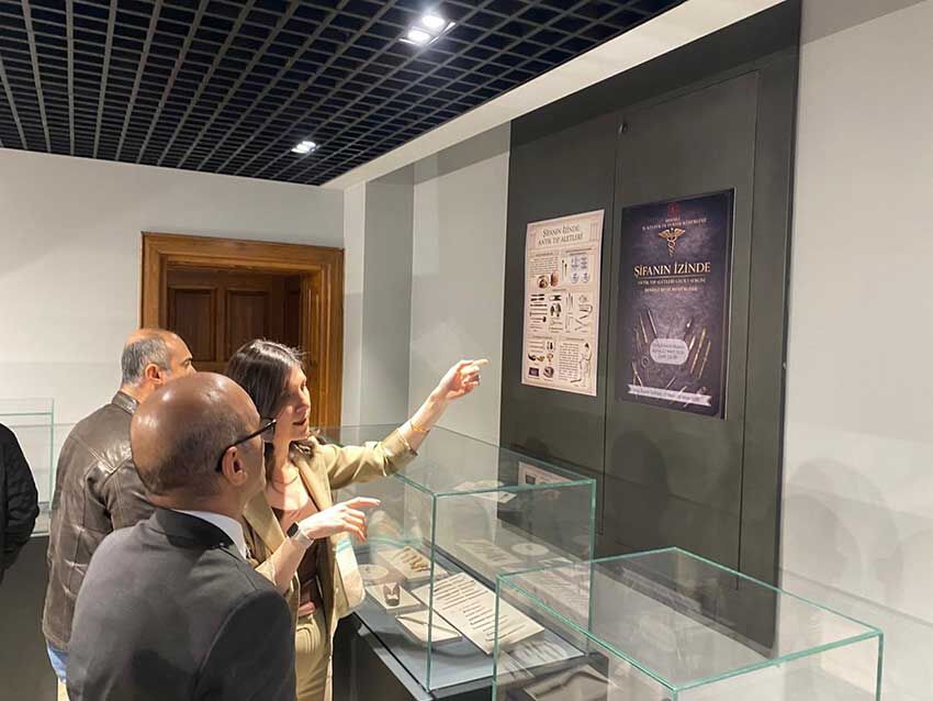 Denizlide Antik Tip Aletleri Sergisi Yogun Ilgi Gordu 1