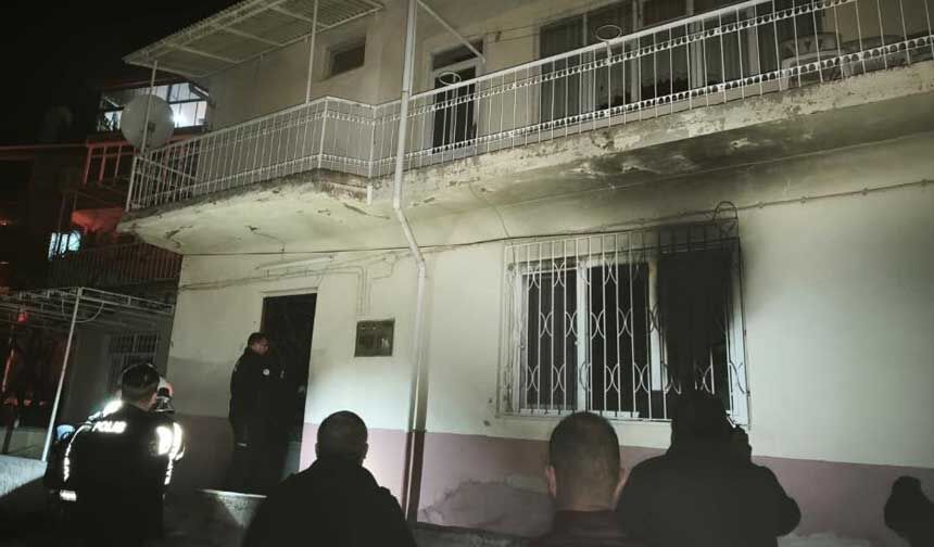 Denizlide Bos Evde Yangin Cikti 1