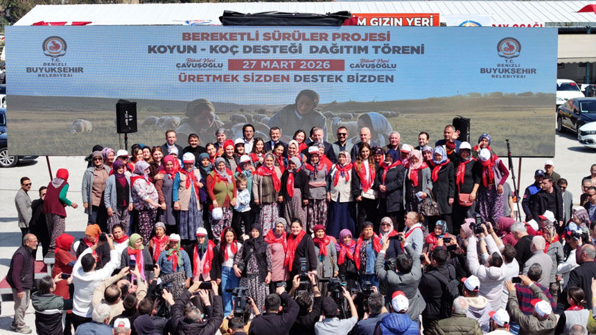 Denizlide Ureticiye Buyuk Destek 572 Kisiye 1182 Damizlik Koyun Ve Koc Dagitildi3