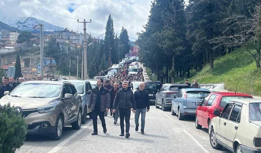 Denizlili Esnafi Olum Pazarda Yakaladi 2