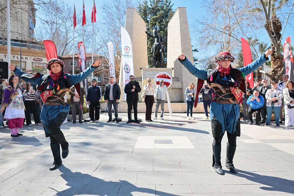 Kent Konseyi Kadin Meclisinden 8 Martta Anlamli Toren 5