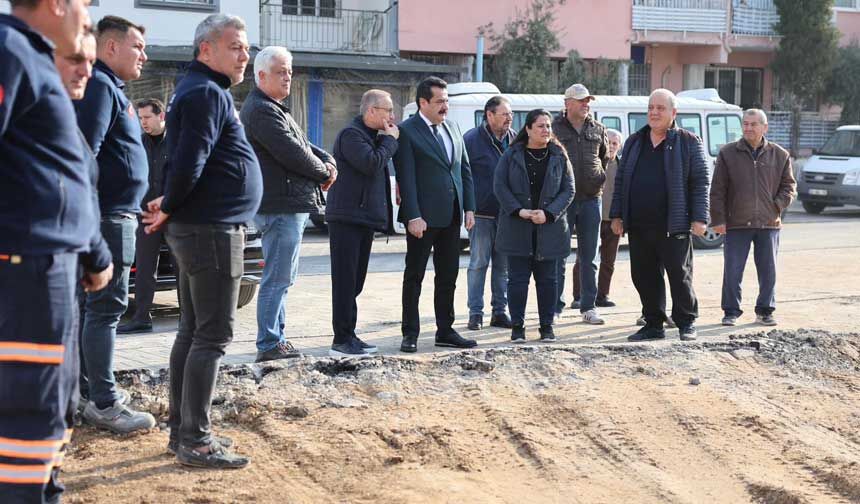 Kuspinar Pazar Yerindeki Sorun Baskan Ertemurla Cozuluyor