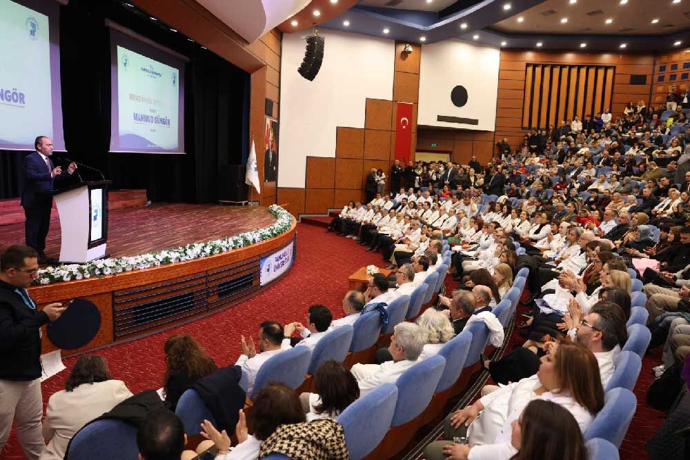 Pamukkale Universitesinde Gelecegin Hekimleri Beyaz Onluklerini Giydi 1