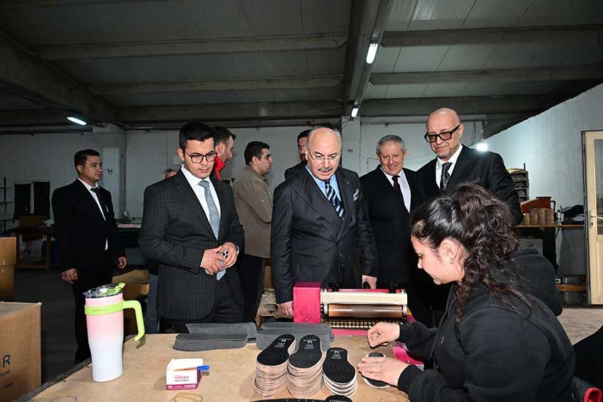Vali Kosger Deri Fabrikalarina Ziyaret Etti 2