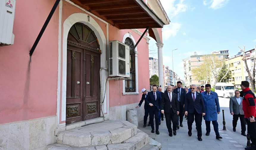 Vali Kosger Kayalik Camisinde Incelemelerde Bulundu 2