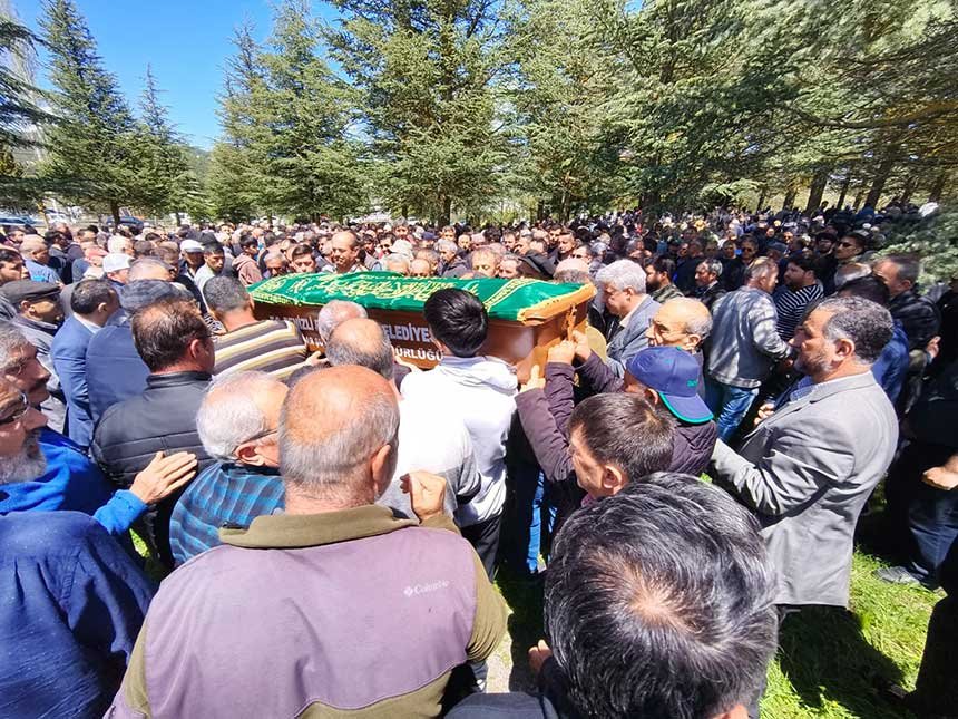 Baskan Arslandan Gencer Ailesine Taziye Ziyareti 5