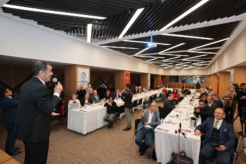 Baskan Cavusoglundan 2 Yillik Hizmet Sunumu 1