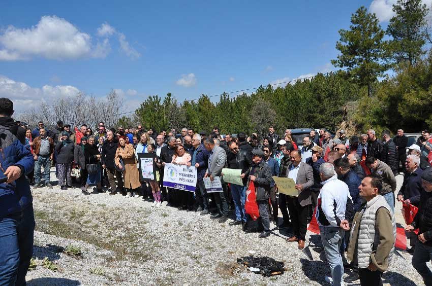 Buldandaki Maden Sahasina Yonelik Tepkiler Suruyor 5