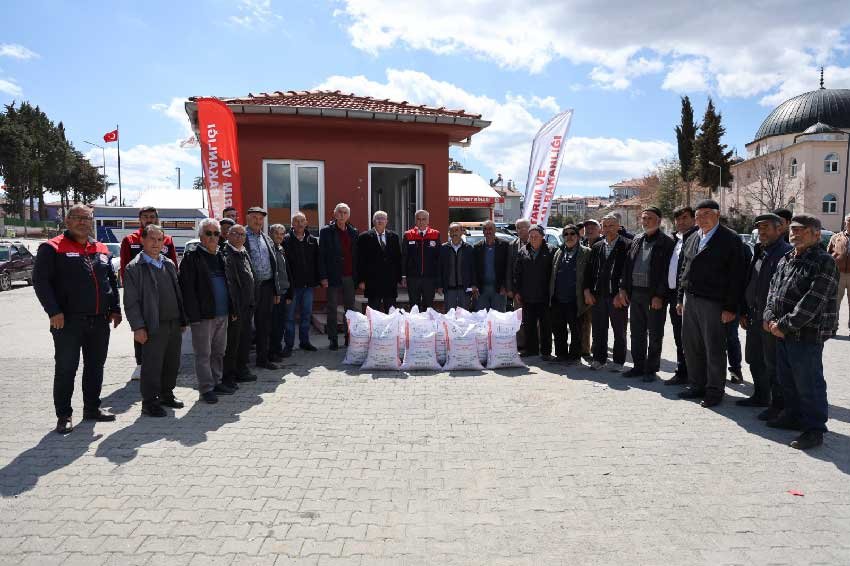 Camelide Ciftcilere Nohut Tohumu Destegi 1