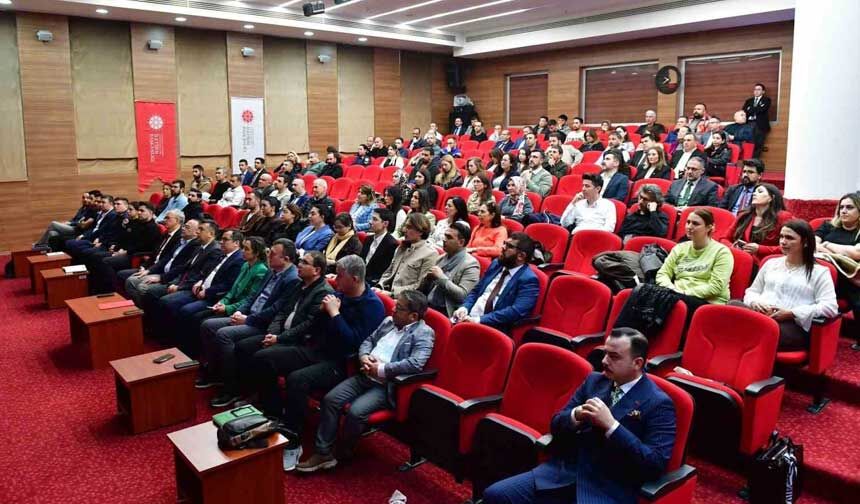 Cumhurbaskanligi Iletisim Baskanligindan Denizlide Kamu Personeline Yonelik Egitim Programi 1