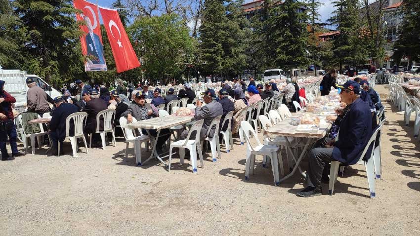 Denizli Acipayamda 18 Mart Programina Yogun Katilim Binlerce Kisi Anmada Bulustu 1