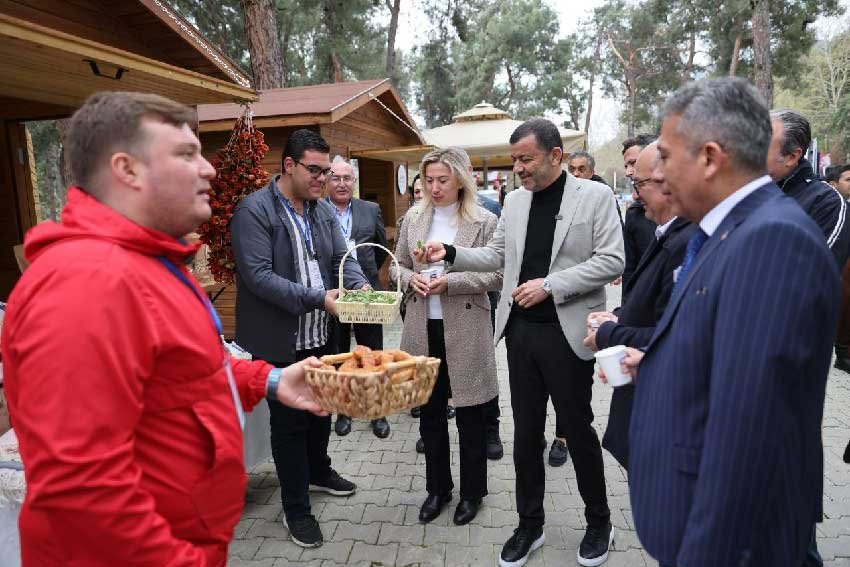 Denizli Camlik Kent Ormaninda Turizm Haftasi Kultur Ve Gastronomi Gunleri Yogun Ilgi Gordu