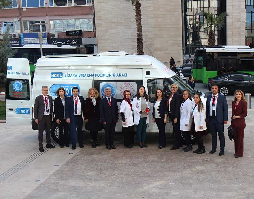 Denizlide Mobil Sigara Birakma Araci Hizmete Basladi 1