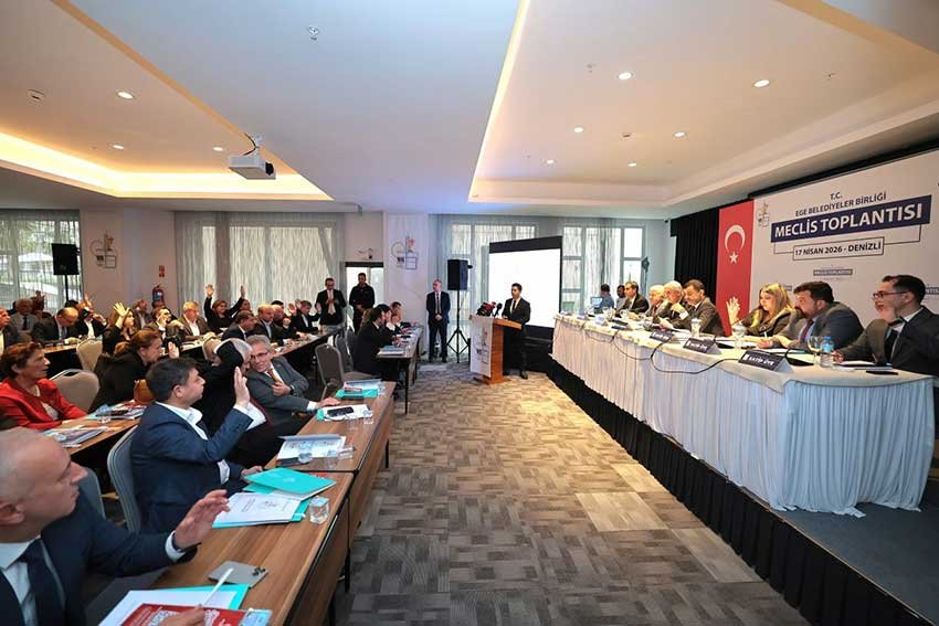 Ege Belediyeler Birliginde Baskan Cavusoglu Guven Tazeledi 2