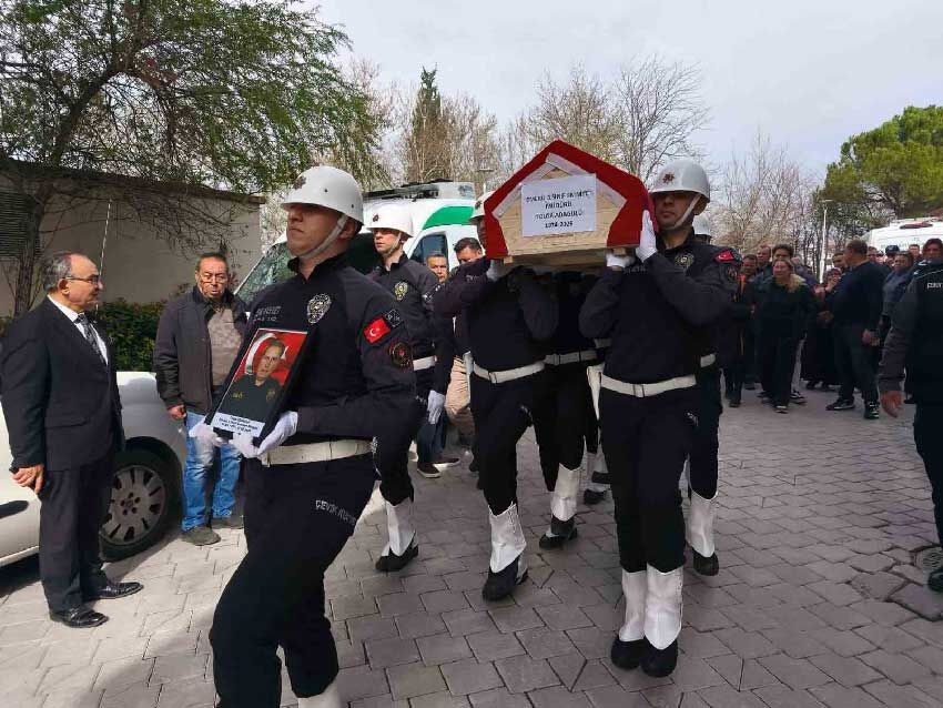 Emekli Emniyet Muduru Spor Yaparken Hayatini Kaybetti