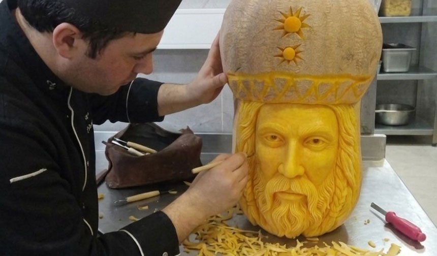 Karpuz Ve Bal Kabagiyla Mutfagi Sanat Atolyesine Ceviriyor 2