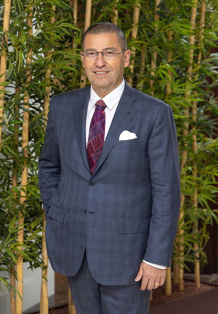 Oyak Cimento Turkiyenin En Buyuk Oz Tuketim Amacli Gunes Enerjisi Santralini Devreye Aldi 1