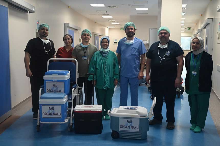 Pau Hastanelerinde 2 Gunde 2 Organ Bagisi 7 Kisiye Hayat Verdi 1
