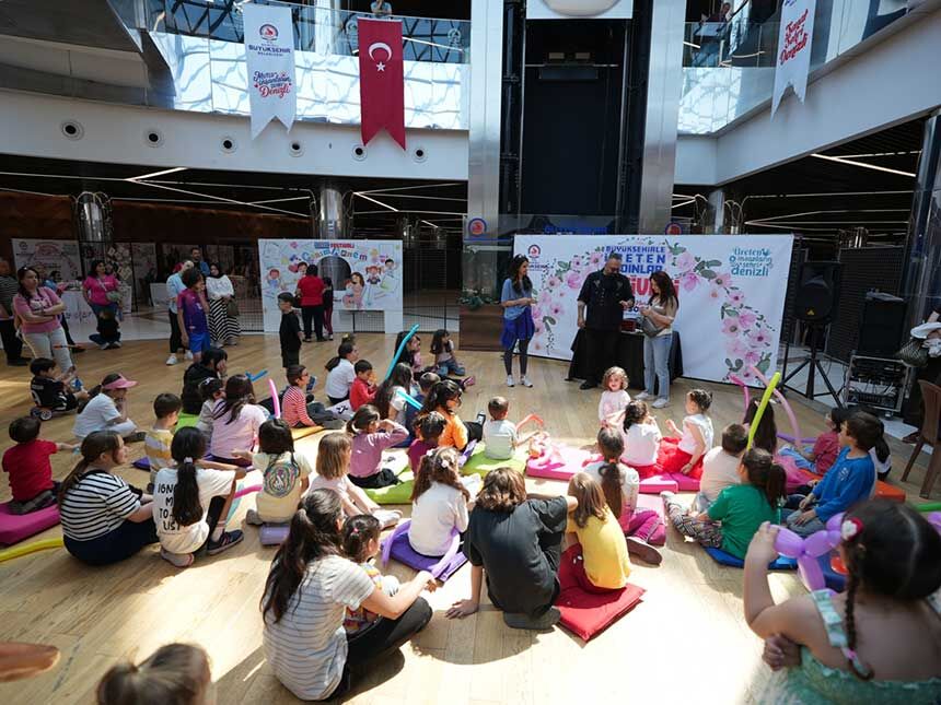 Buyuksehirle Kadin Emegi Ve Anne Sevgisi Bir Arada