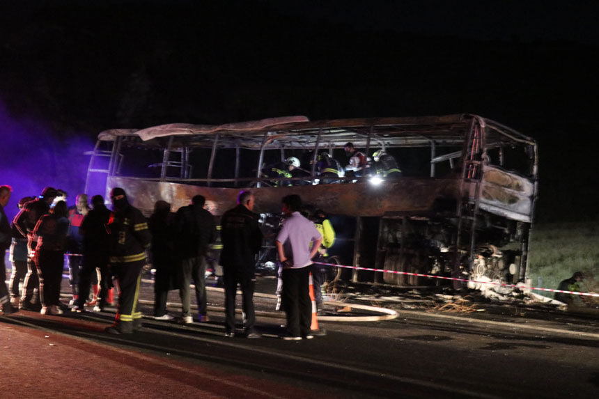 Denizli Saraykoy Otobus Kaza 8 Olu4